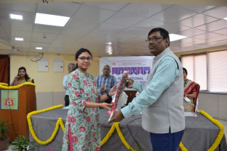 Floral wishes to Director NATMO